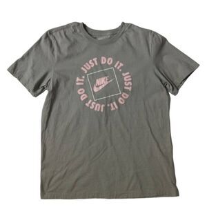 Nike Women's Green & Pink Just Do It Graphic Print Crew Neck T-Shirt Size Medium